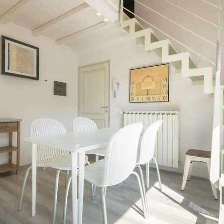 Giglio By Mmega Apartment